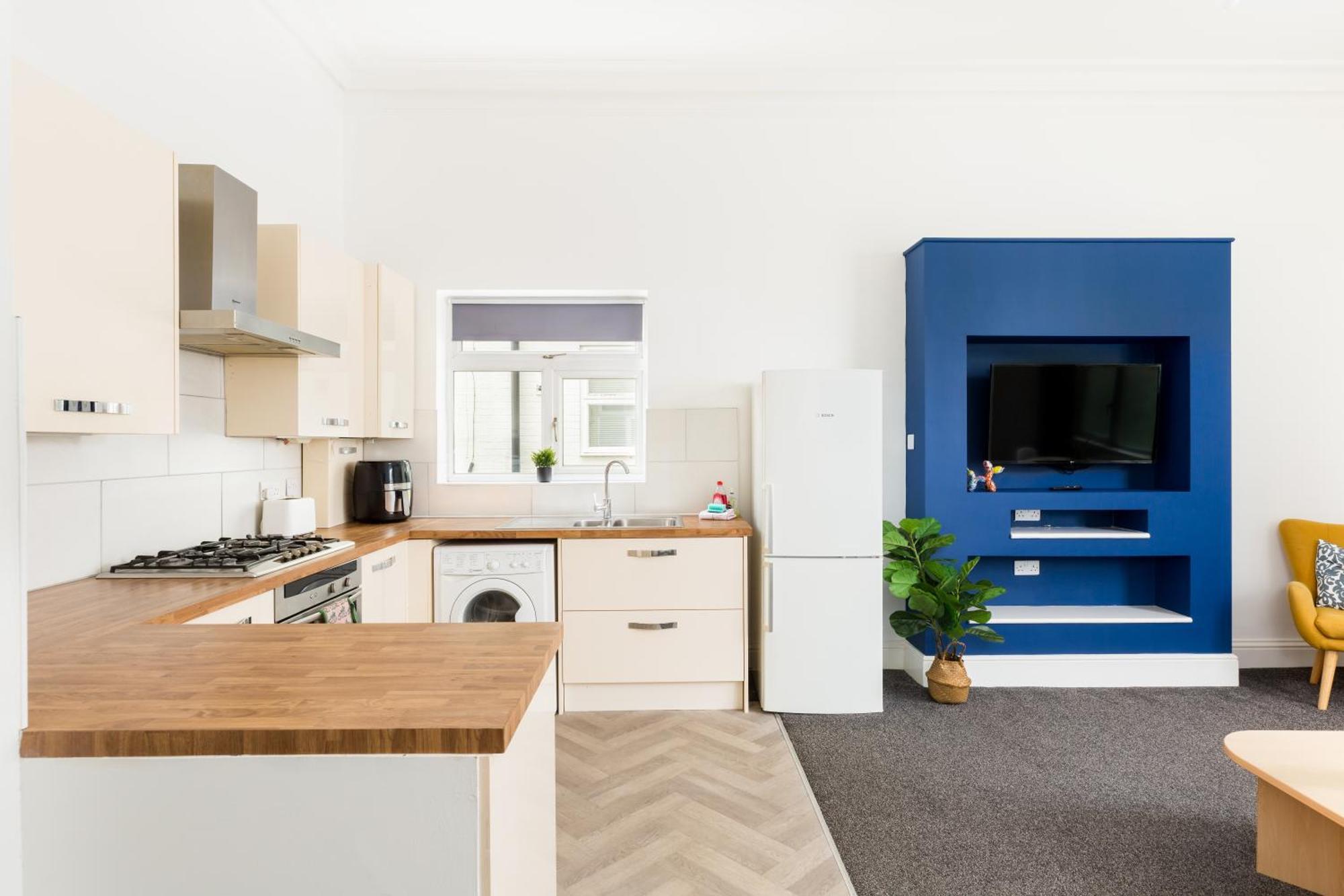 1-Bedroom Apartment In Leamington Spa With Free Parking Exterior photo