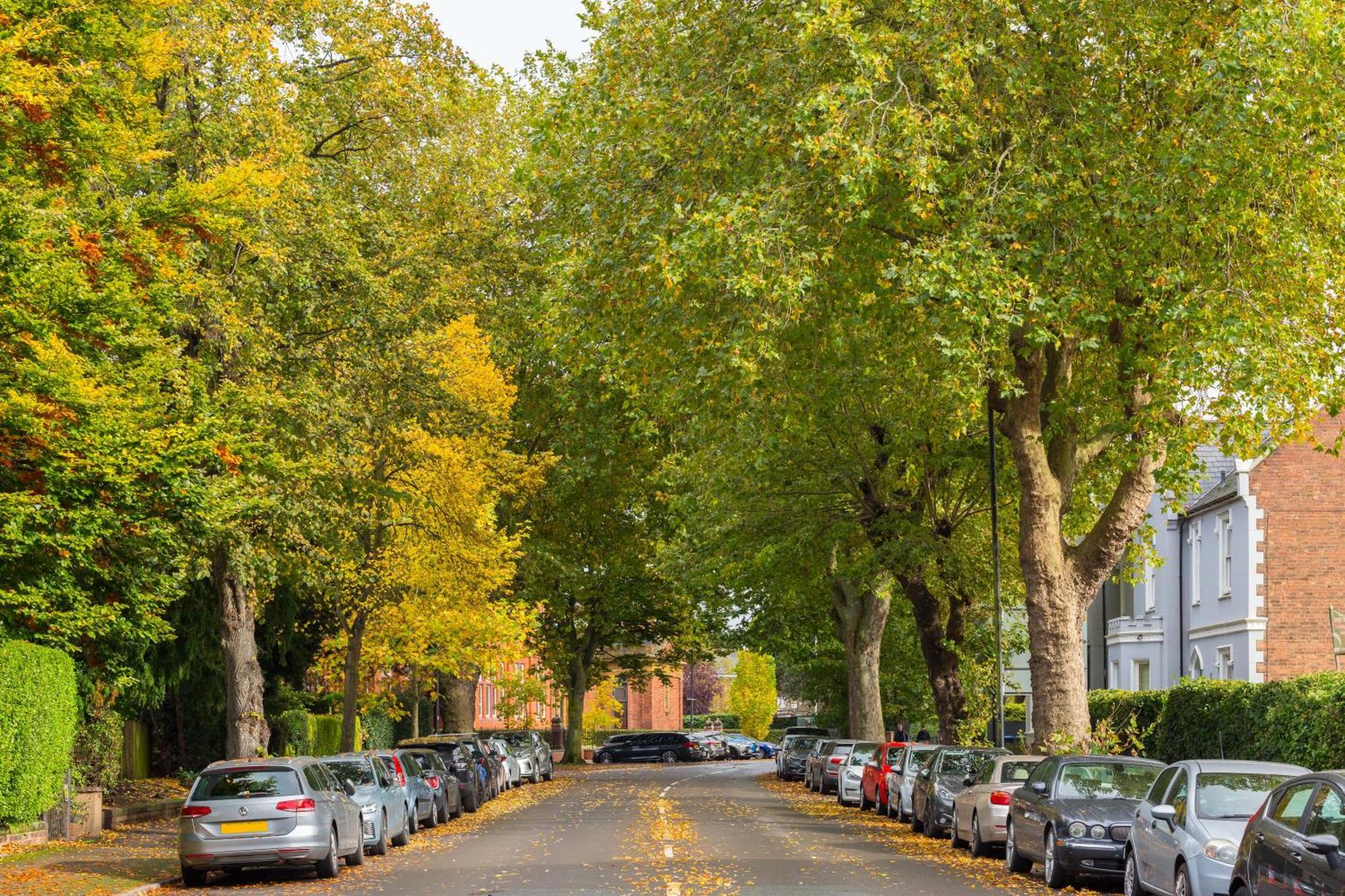 1-Bedroom Apartment In Leamington Spa With Free Parking Exterior photo